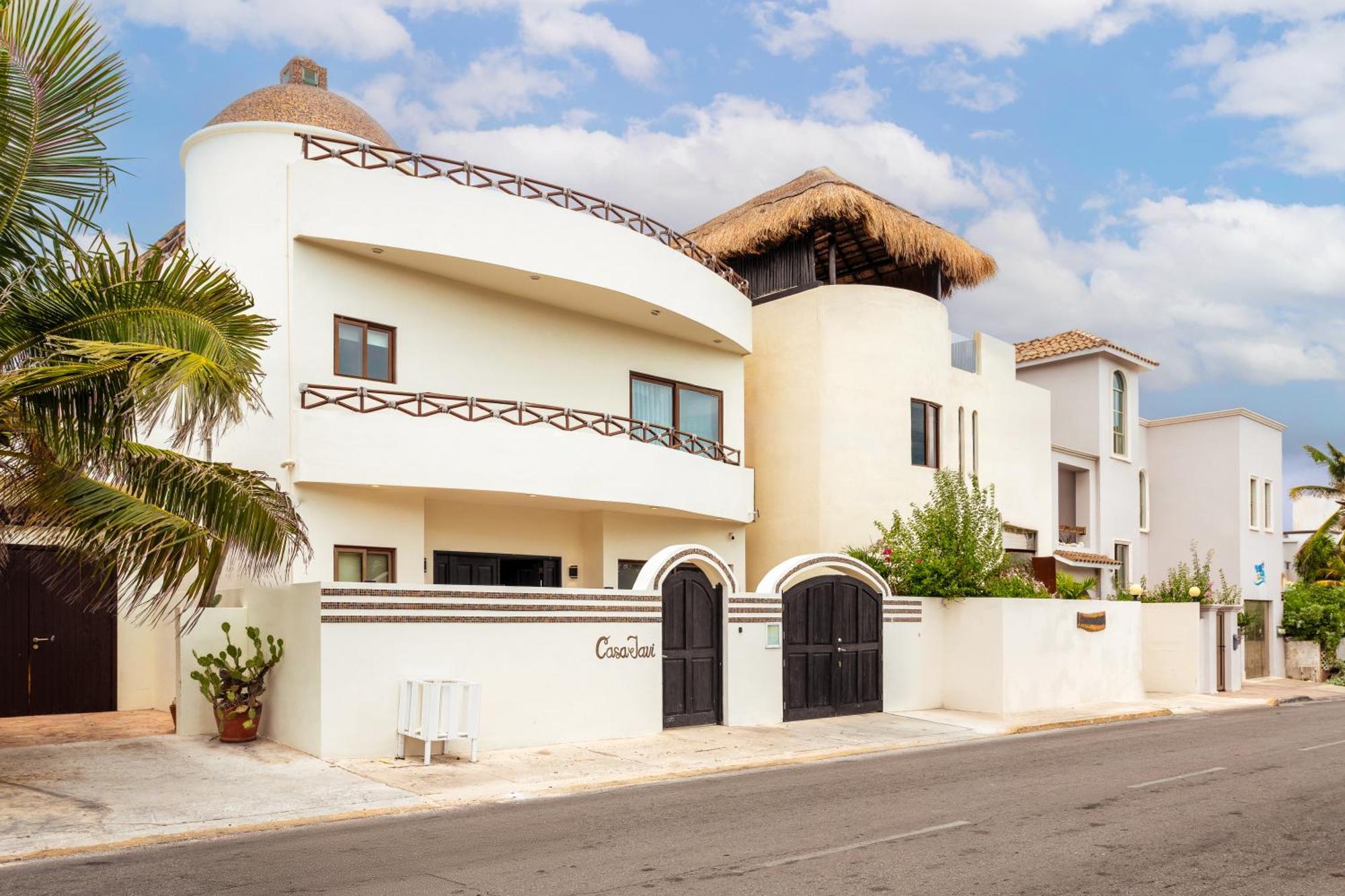 Casa Javi- Ocean Front Located Mid Isla Mujeres 빌라 외부 사진